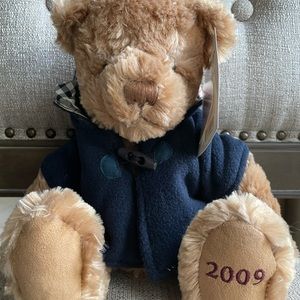 Burberry Designer Bear: 2009
